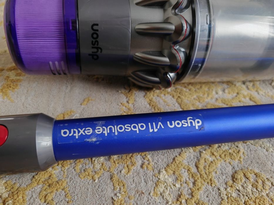 Aspirator Dyson V11 Absolute Extra
