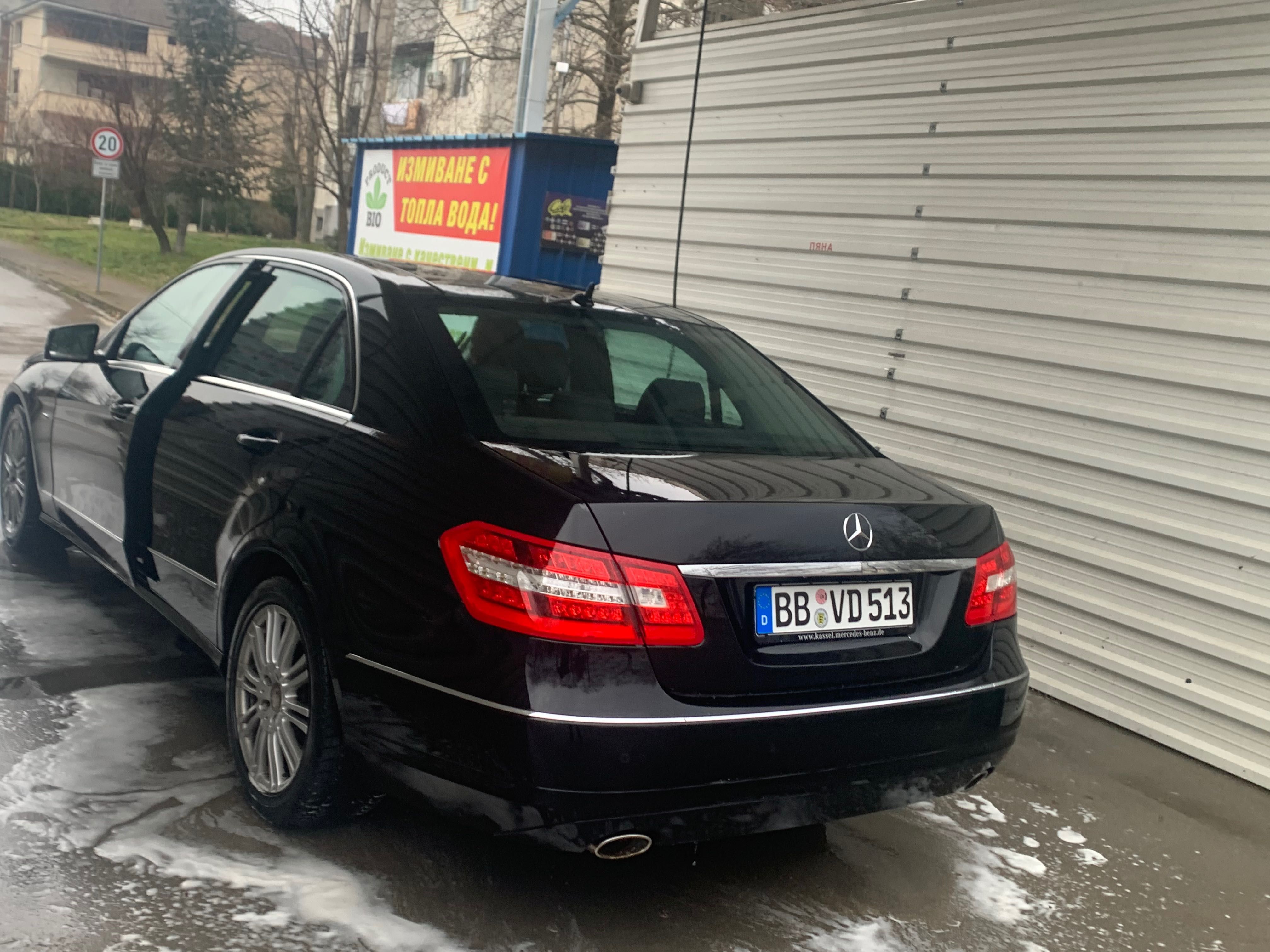 E350 cdi 4Matic Панорама Кожа  Надуване Пружини от Германия без ръжди!