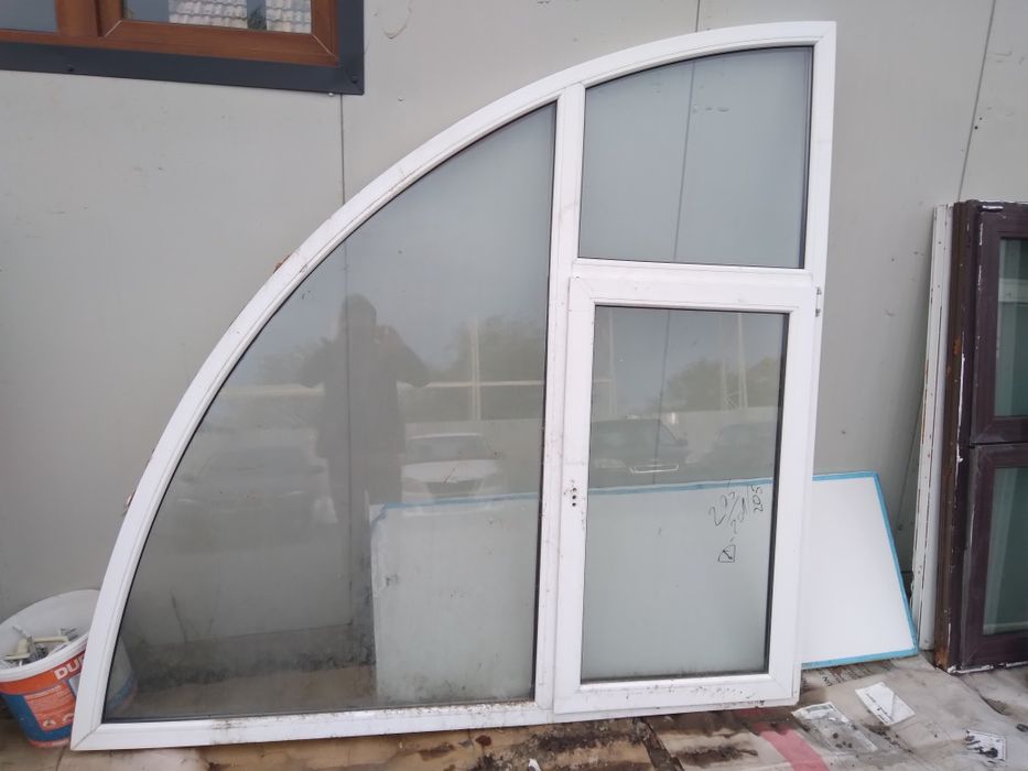 Doua geamuri termopan arcada