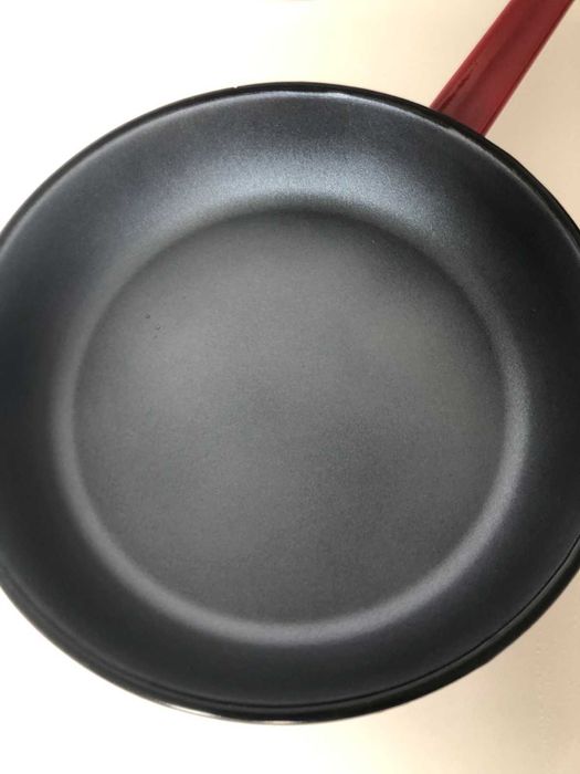 Тефлонови тигани -нови-различни големини