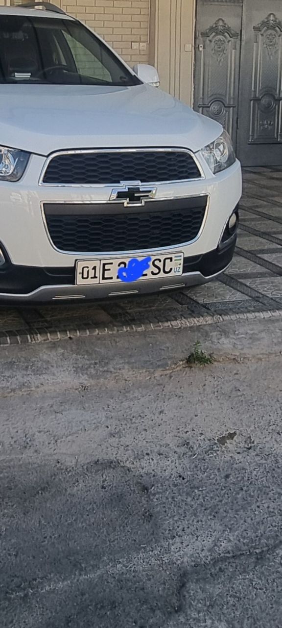 Продаётся каптива 3 в отличном состояние