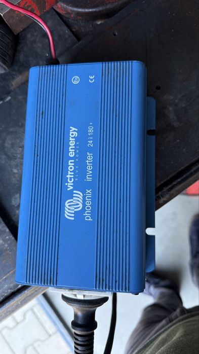 Invertor Victron 24v