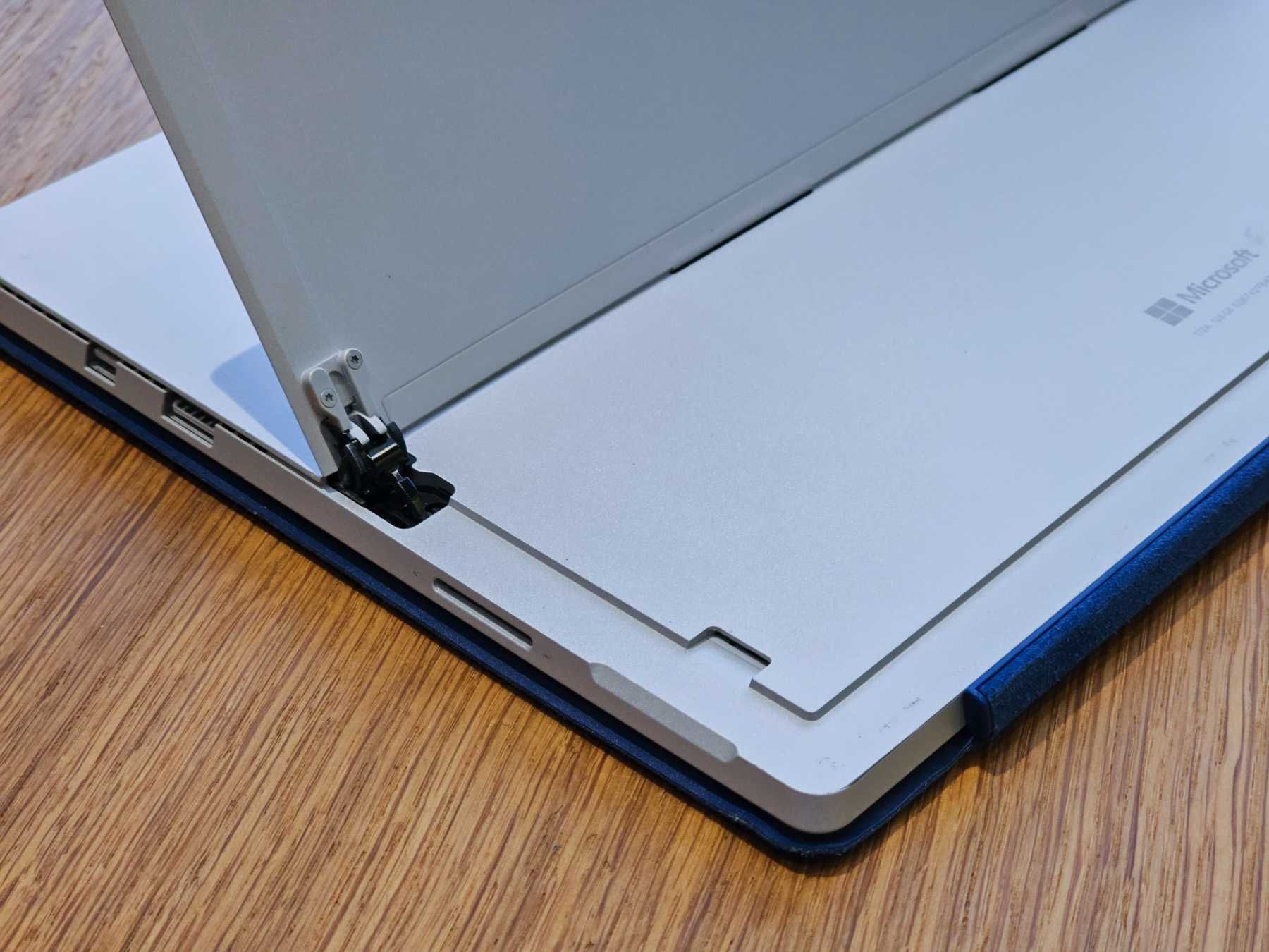 Microsoft Surface Pro 4