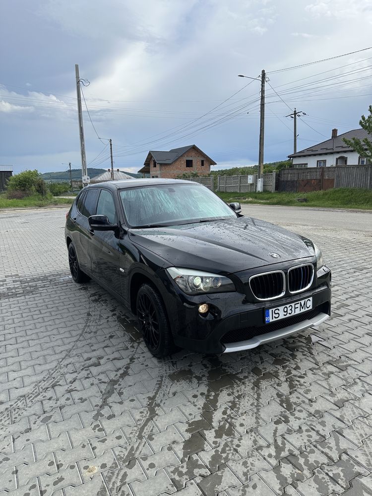 Bmw x1 18d xdrive 143cp manual 2011