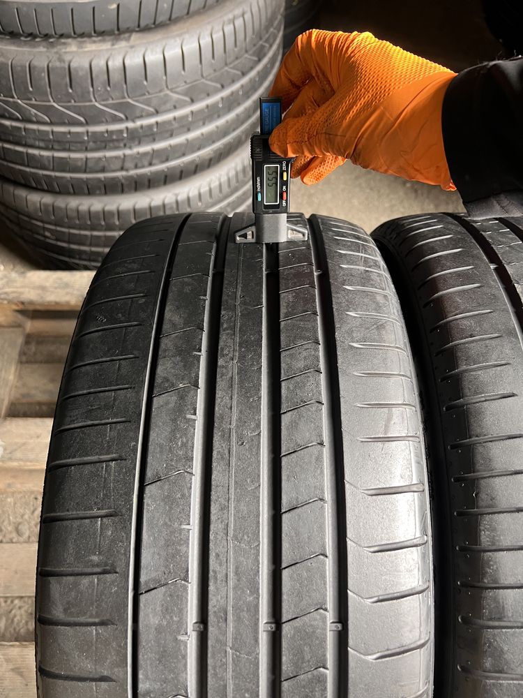 2 anvelope vara 255/35/19 , Pirelli , RunFlat !