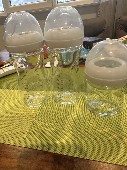 Стъклени шишета Philips Avent