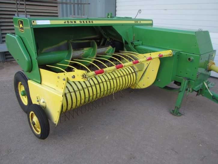 Presa John Deere 332 A an 2016 John Deere 330 an 2016 John Deere 349