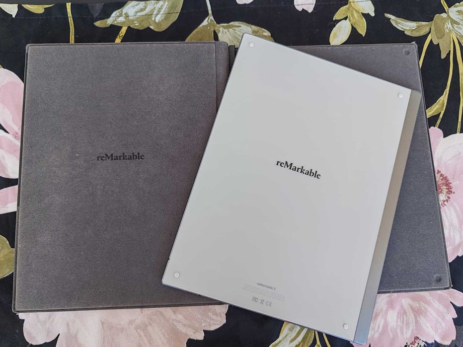reMarkable 2 + Marker Plus original + Book Folio original