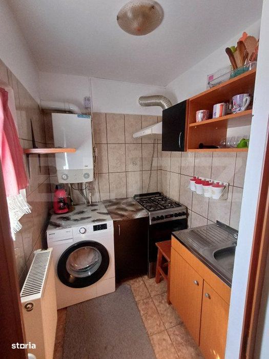 Apartament de vanzare, cu 2 camere, 34 mp, mobilat-utilat, zona 9 mai