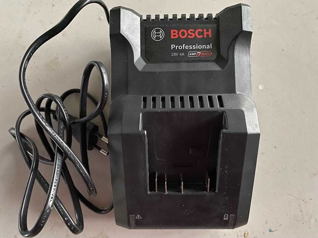 incarcator Bosch GAL 18V-40 -  incarcare rapida