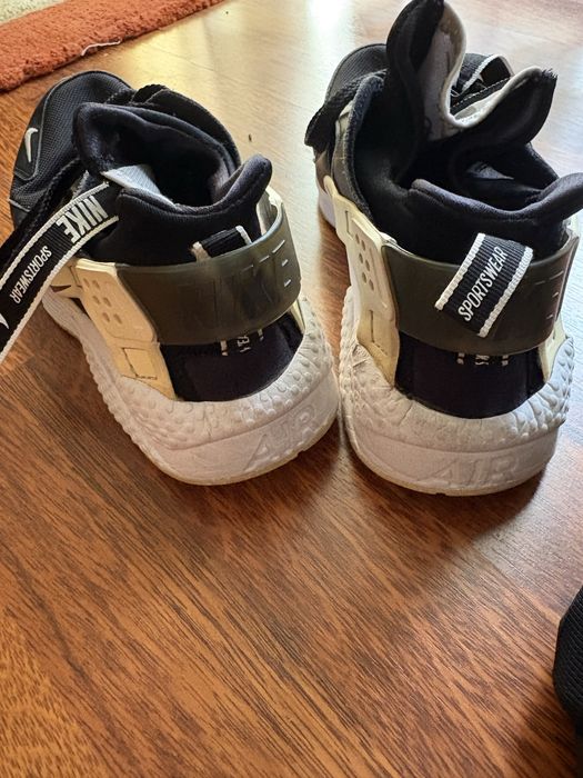 Set Nike Geanta + Adidasi 42 + Prosop