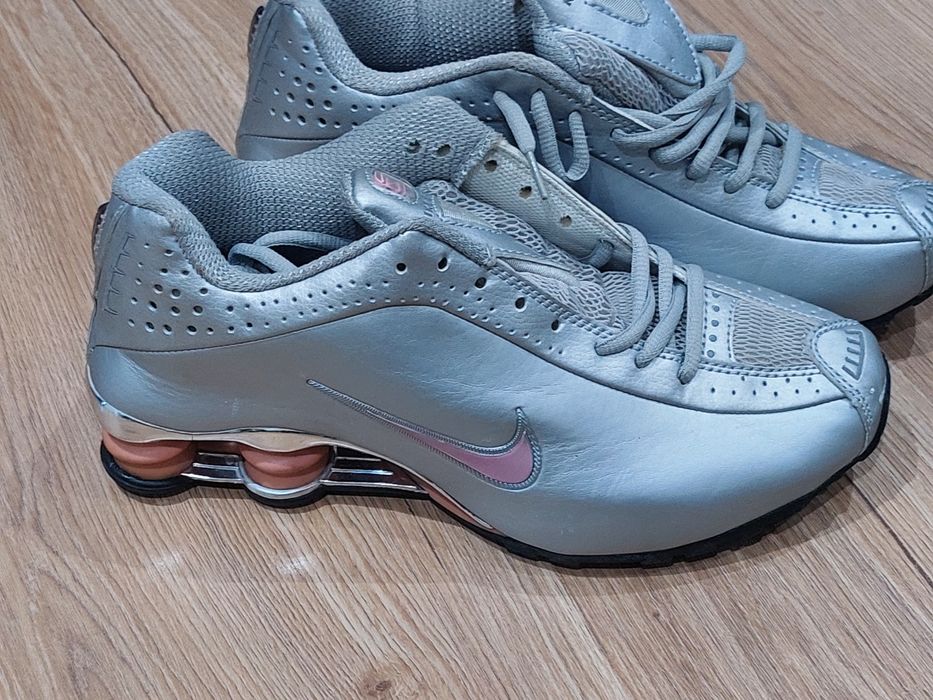 Încălțăminte sport masura 38 noi