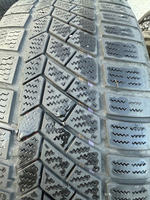 Anvelope iarna 205 50 17 Continental