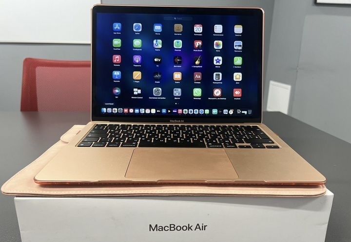 MacBook Air 13 inch M1 2020