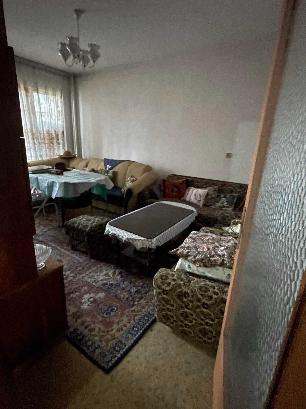 Тристаен апартамент кв. Тракия