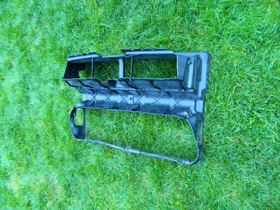 Difuzor aer,deflector radiatoare Bmw seria 5,7 F01 / F02 cod 187798-15