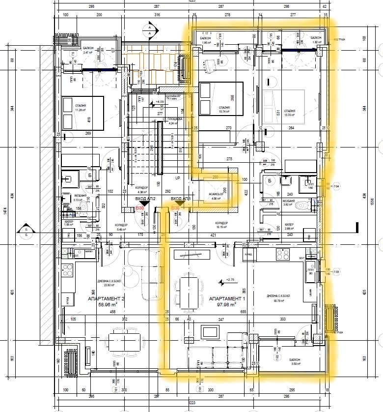 Продава се Тристаен апартамент в Търговище, Вароша - 117 кв.м за 1099 €/кв.м - Снимка #2