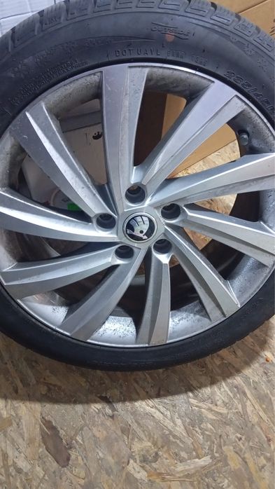 Jante originale Skoda R18