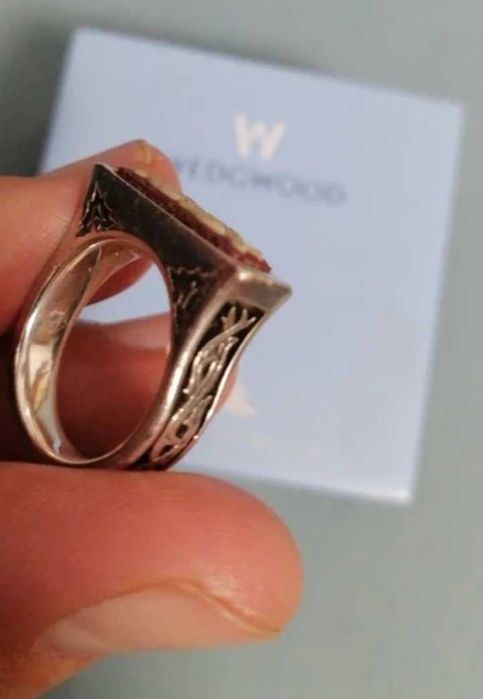 Inel Stephen Webster Wedgwood limited edition