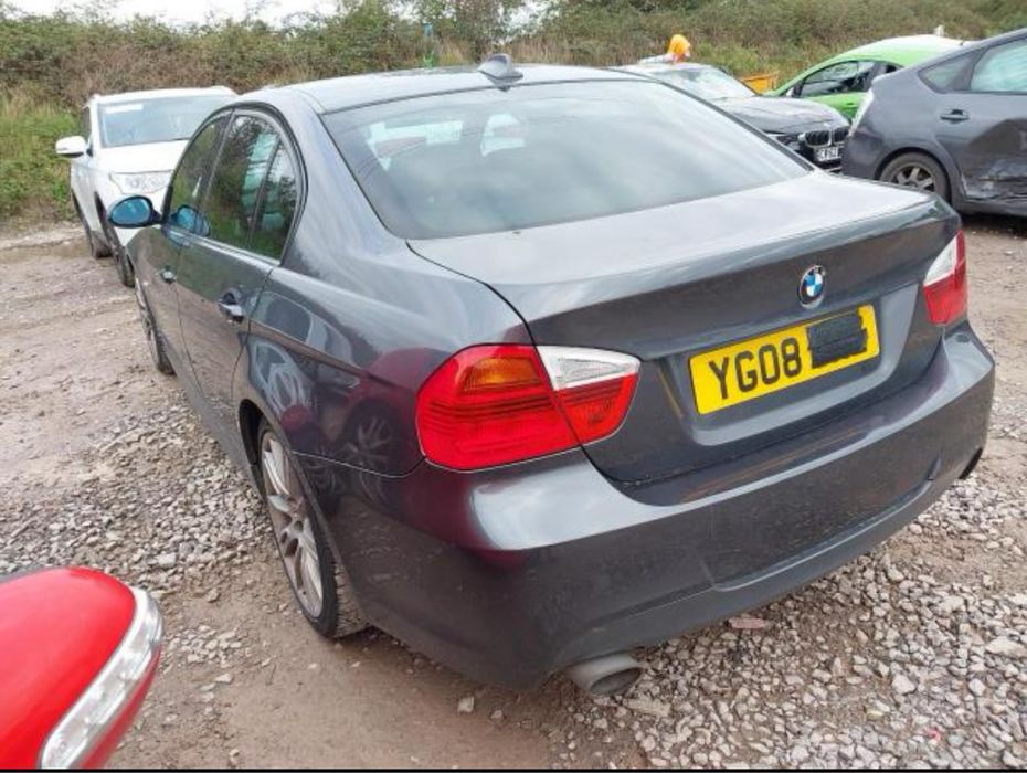 Bmw 320  На части