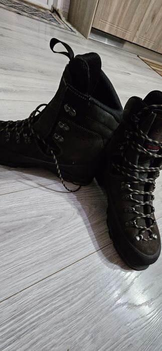 Bocanci LOWA Silberhorn GTX