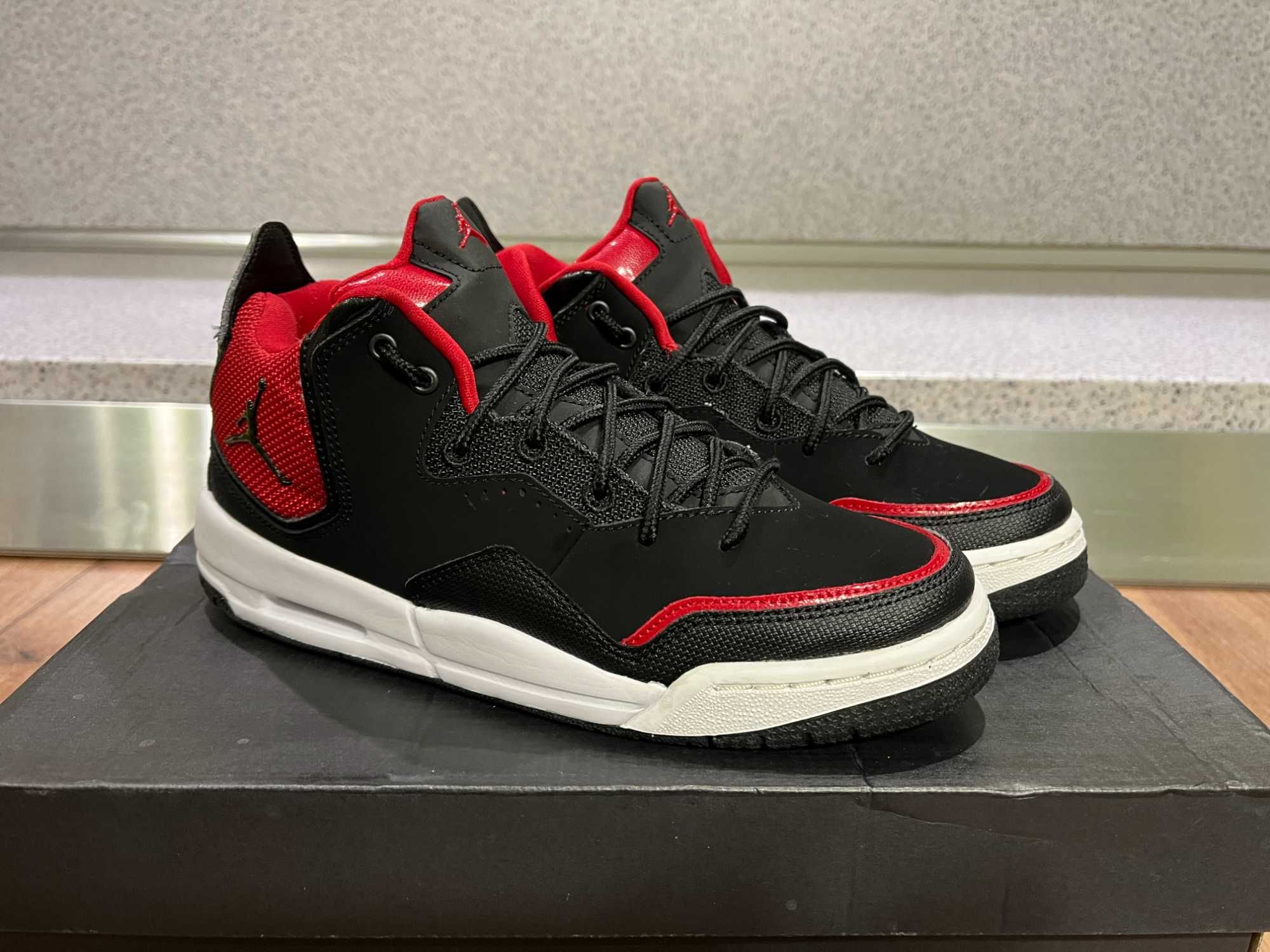 ОРИГИНАЛНИ *** Nike Air Jordan Courtside 23 Leather / Black Red