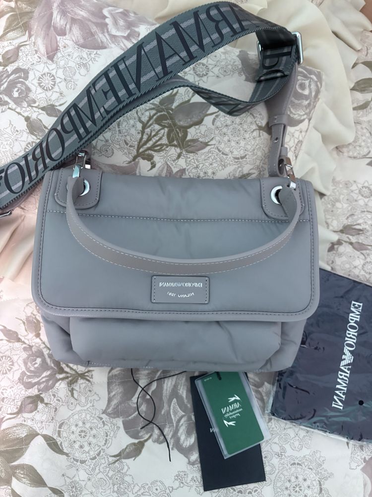 Чанта emporio armani