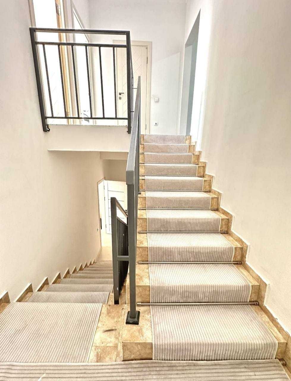 СРОЧНО продажа 3/1/9 ЖК Ассалом Сохил, 95м2