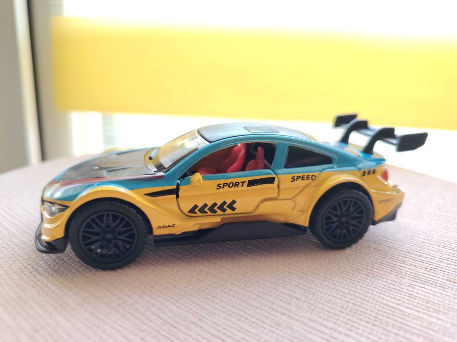 Количка Метална BMW с отварящи се врати