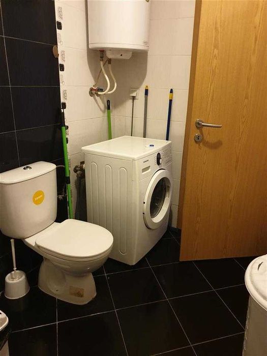 Дава се под наем Двустаен апартамент в Бургас, Зорница - 55 кв.м за 204 € - Снимка #3