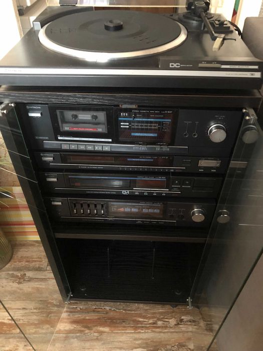 Продавам HiFi сет Hitachi
