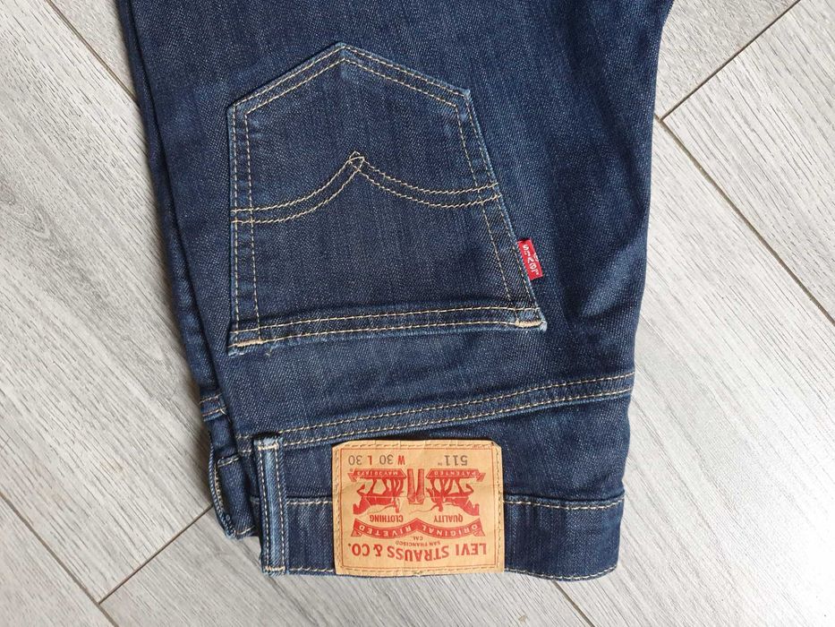 Blugi LEVI'S 511 Slim - Marime W30 L30 (Talie 81 cm)