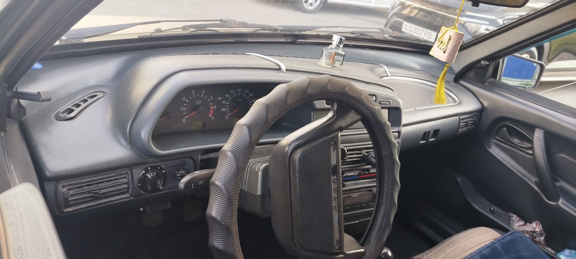 Samara 21099 sotiladi.
