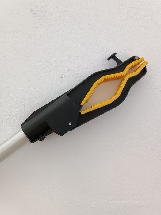 Dispozitiv tip cleste, pentru prins obiecte la distanță, 81 cm