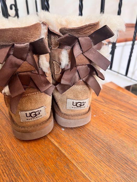 Ugg originale mărimea 30