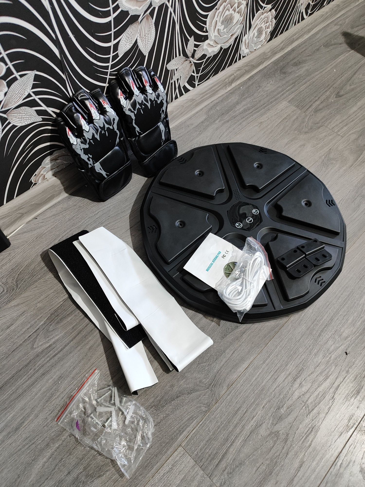 ПРОМО ! Bluetooth музикална бокс машина за стена !