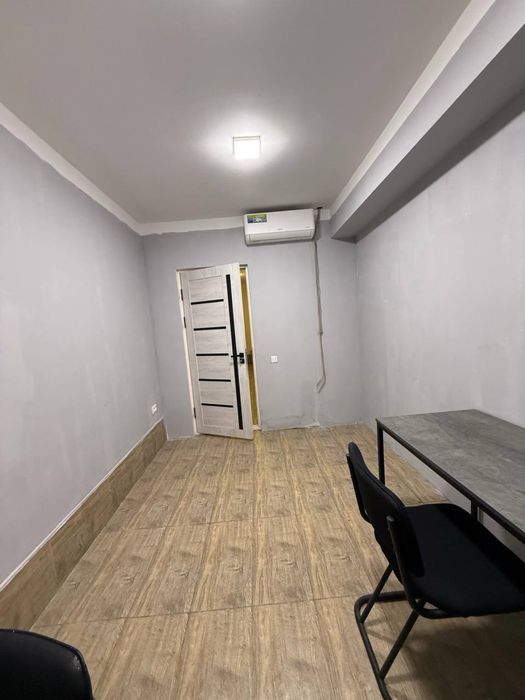 Аренда под офис 3 минут от метро Шахристон, 15м2 150$