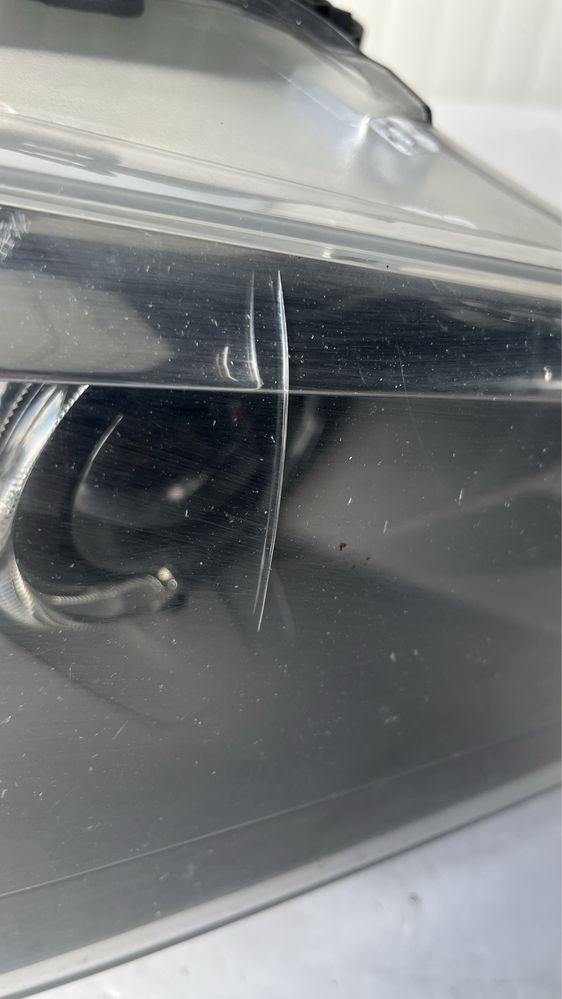 Десен фар BMW X3 F25 (2010-2017)