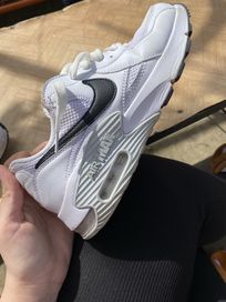 Продавам nike air max excee мъжки