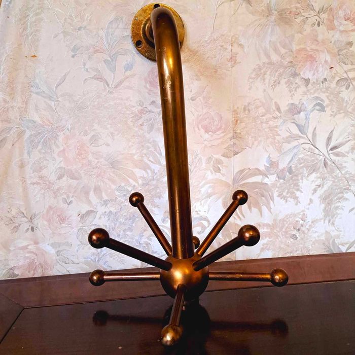 Медна Закачалка масивна, с въртящо се тяло