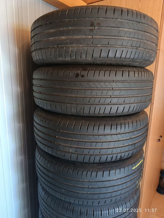 ЛЕТНИ ГУМИ HANKOOK 225/60/17-ДОТ 23-4 бр.перфектни,нов внос