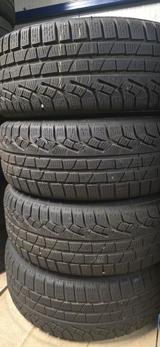 225 60 17 / 225/60R17 Pirelli Runflat
