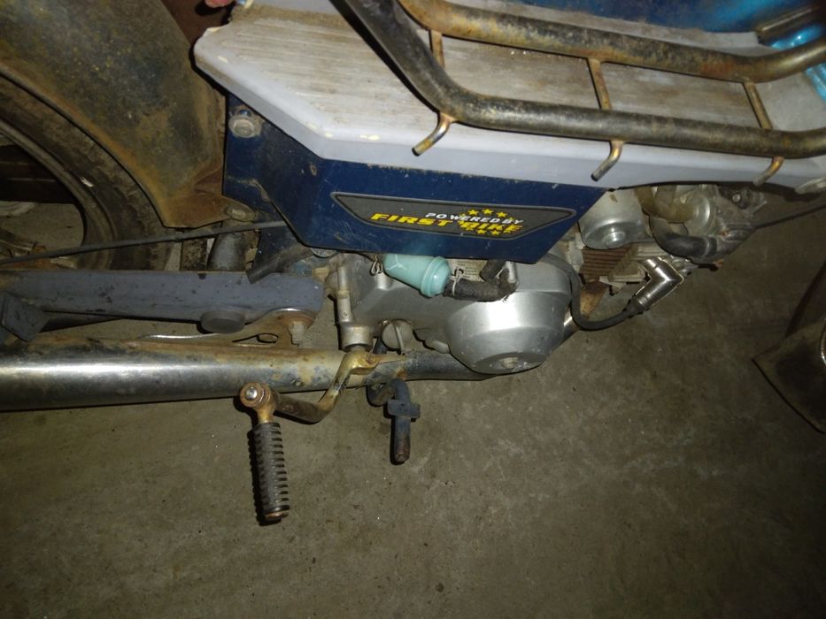 Schimb moped cu scuter nu știu nimic despre el asa lam luat și eu 
 fi