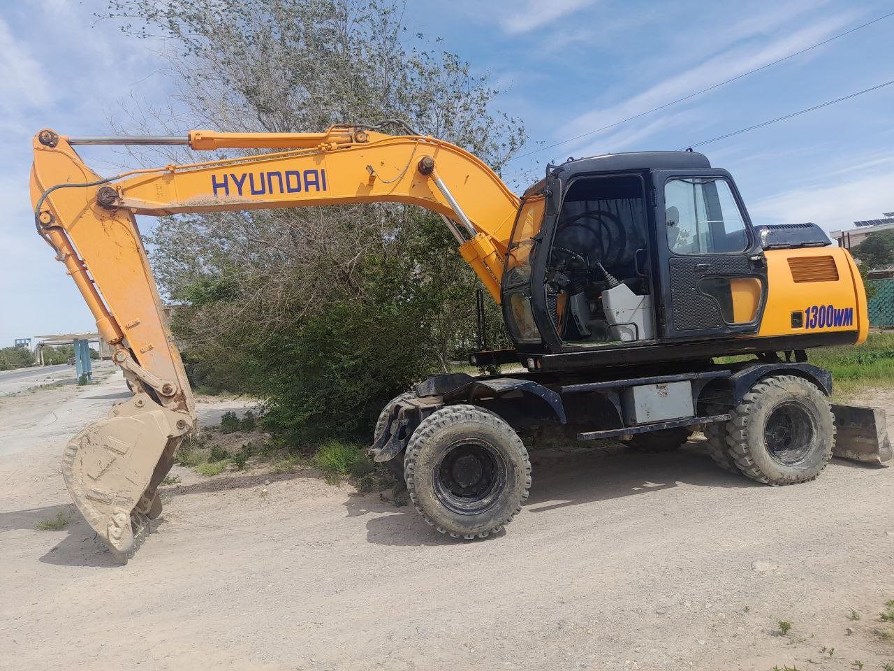 Kran hyundai sotiladi ekskavator