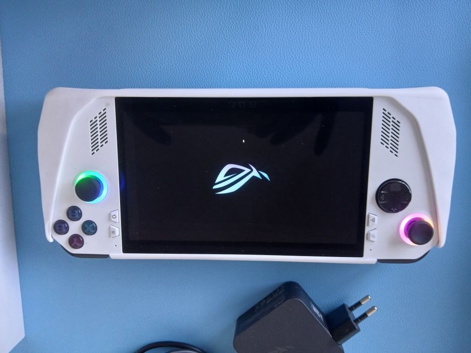 Asus Rog Ally Z1 impecabil ca nou