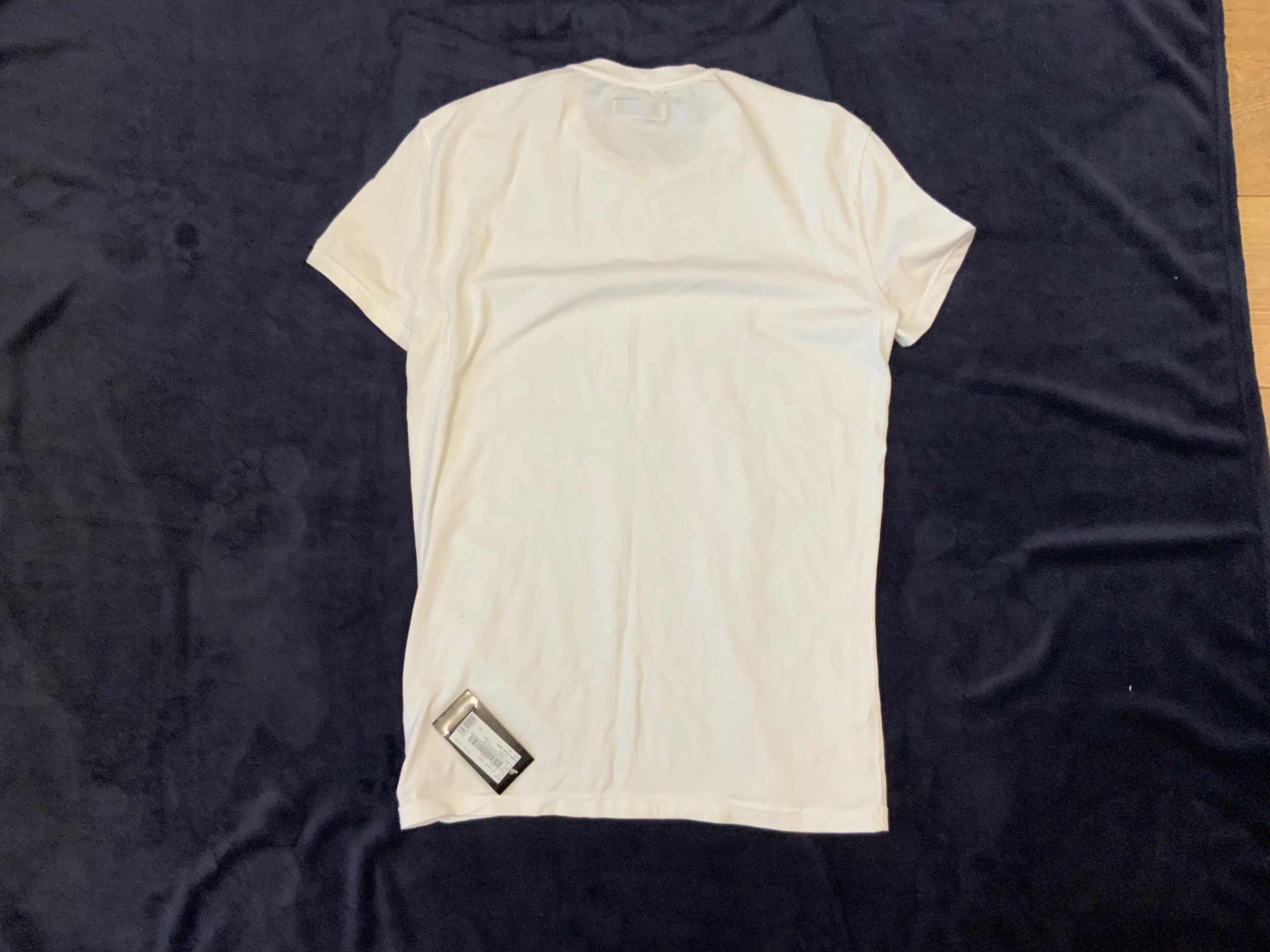 Armani-оригинална тениска 48 м