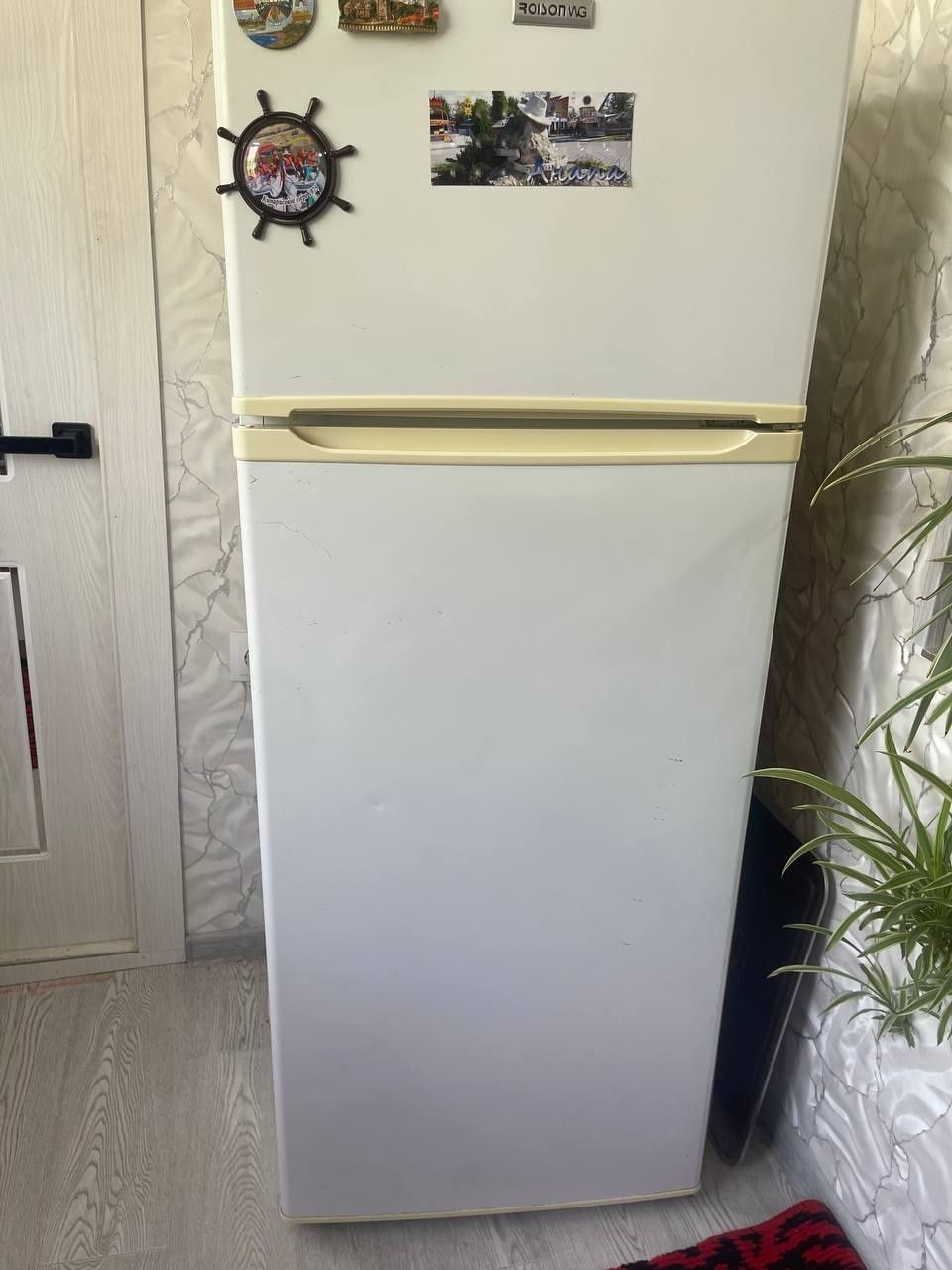 Продается холодильник roison