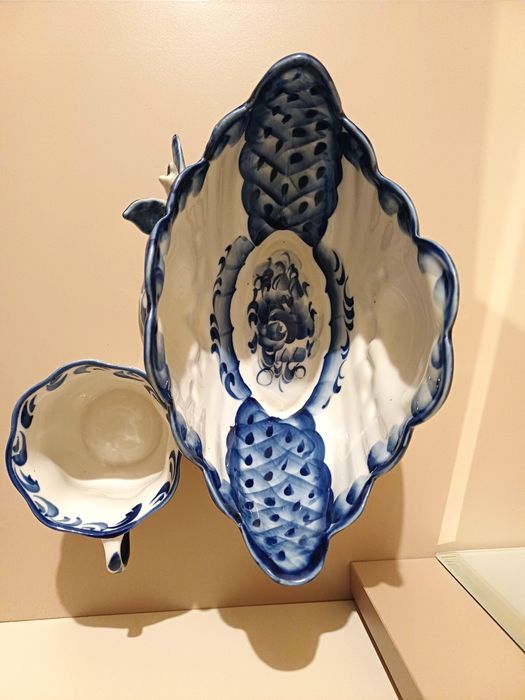 Порцеланови маски и друг порцелан