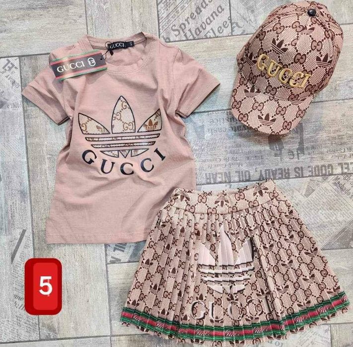 Compleuri copii fetiță