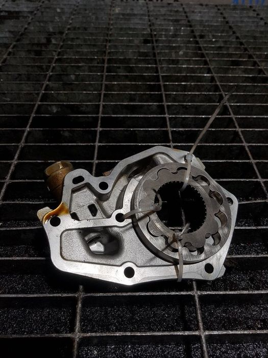 Pompa ulei Mitsubishi ASX 1.6i 2010 - 2012 117CP 4A92 (428)